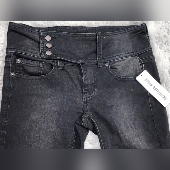 BDG | Belted Flare Black Jeans | Size 26 | NWT - Picture 4 of 10